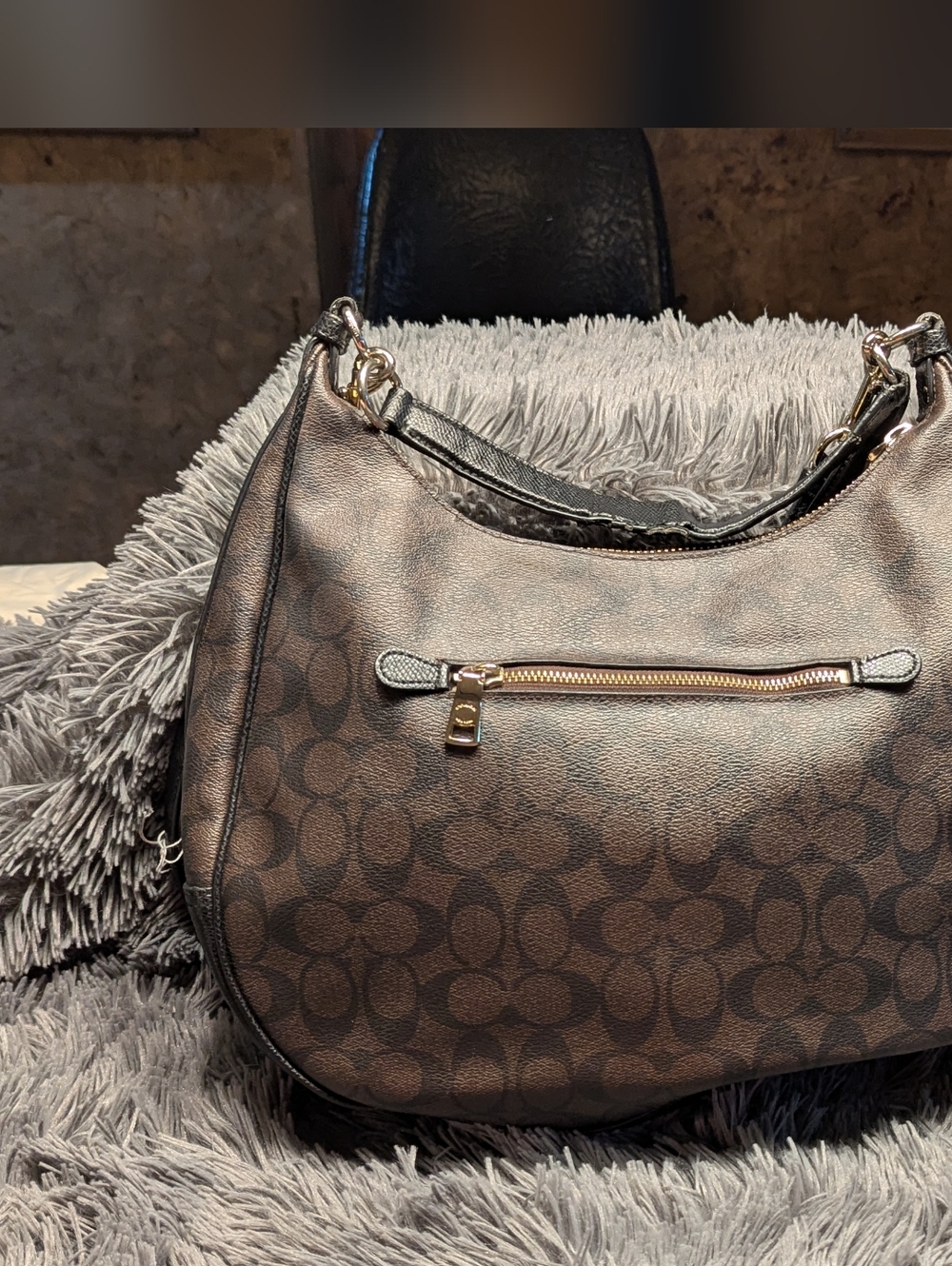 Coach Harley Hobo Bag with Dust Bag - Picture 4 of 9